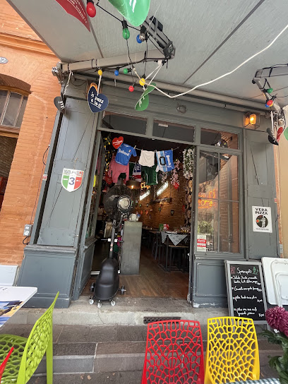 Pizza de Restaurant Napolitain à Toulouse